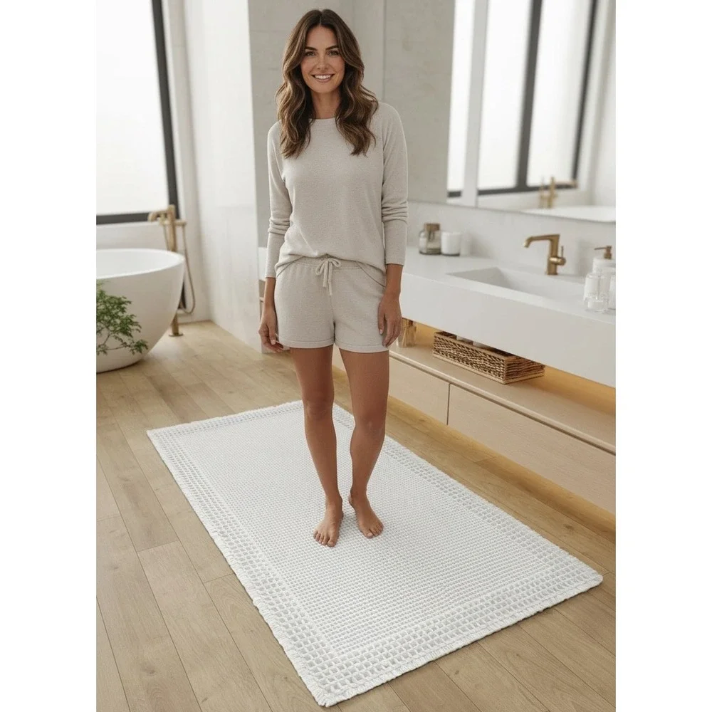 White Waffle Bath Mat 24x48 Non-Slip Absorbent Machine Washable Rug Luxury New